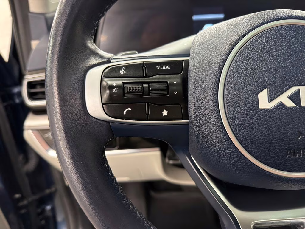 2025 Vesta Blue Kia Sportage Hybrid EX AWD SUV