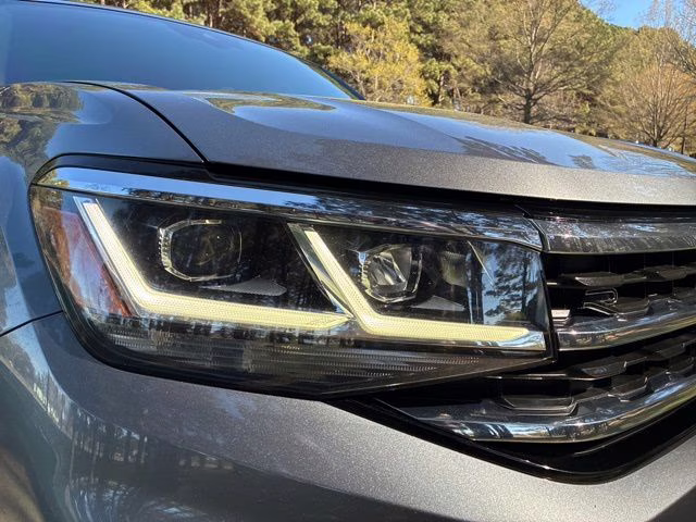 2021 Platinum Gray Metallic Volkswagen Atlas 3.6L V6 SEL Premium R-Line AWD SUV