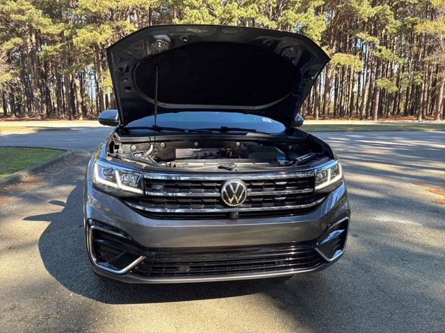 2021 Platinum Gray Metallic Volkswagen Atlas 3.6L V6 SEL Premium R-Line AWD SUV