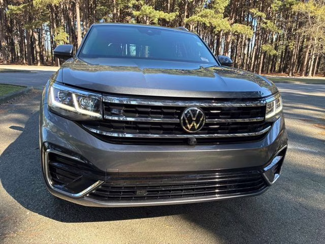 2021 Platinum Gray Metallic Volkswagen Atlas 3.6L V6 SEL Premium R-Line AWD SUV