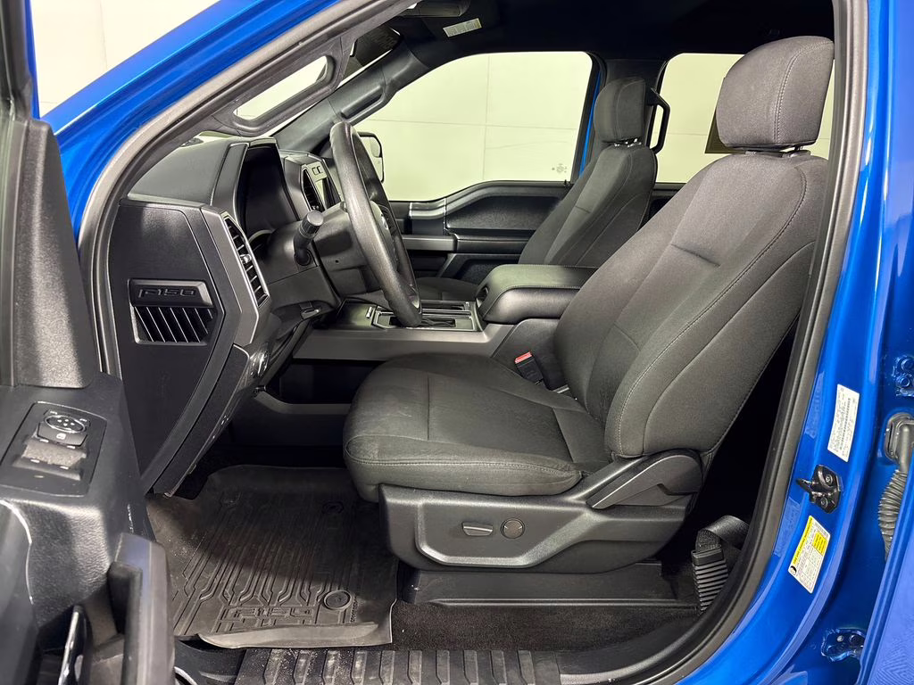 2020 Velocity Blue Metallic Ford F-150 XLT RWD Truck