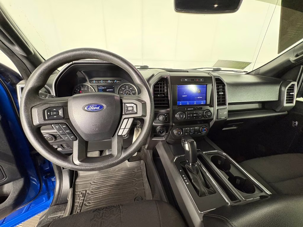 2020 Velocity Blue Metallic Ford F-150 XLT RWD Truck