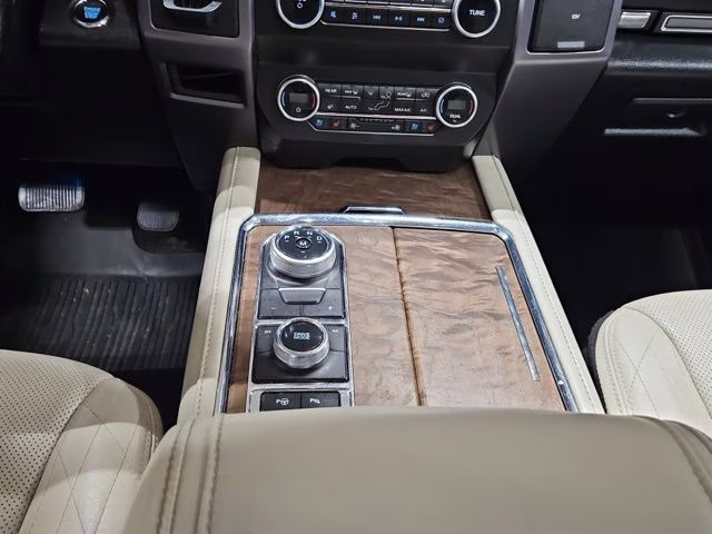 2020 Agate Black Ford Expedition Max Platinum 4X4 SUV