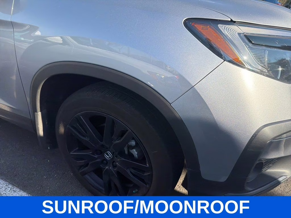 2022 Lunar Silver Metallic Honda Pilot Special Edition AWD SUV