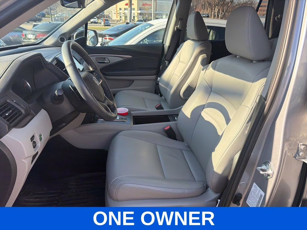 2022 Lunar Silver Metallic Honda Pilot Special Edition AWD SUV