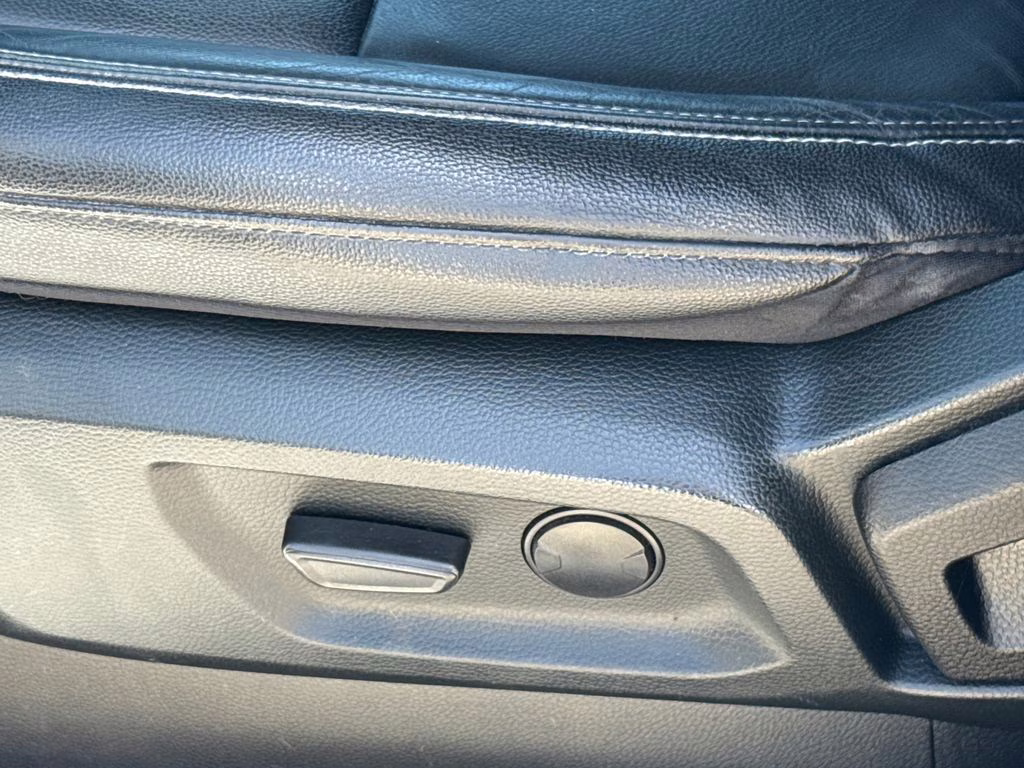 2022 Oxford White Ford Ranger Lariat RWD Truck