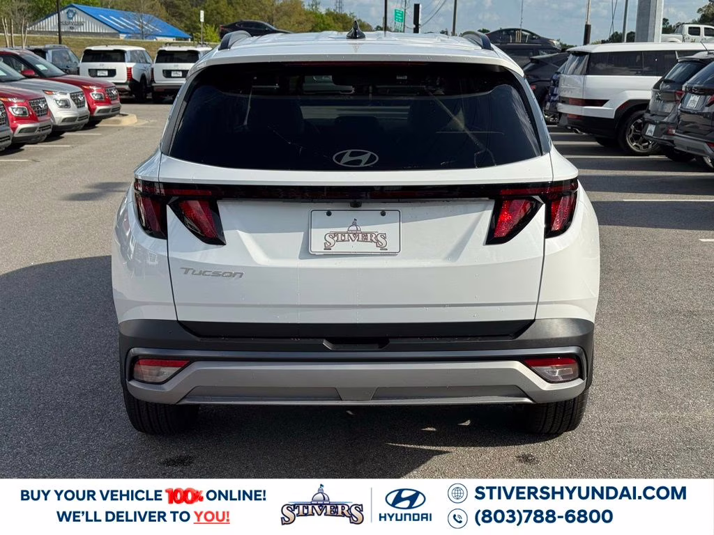 2026 White Pearl Hyundai Tucson SEL FWD SUV