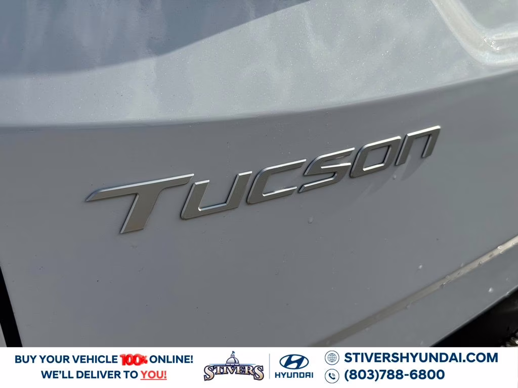 2026 White Pearl Hyundai Tucson SEL FWD SUV