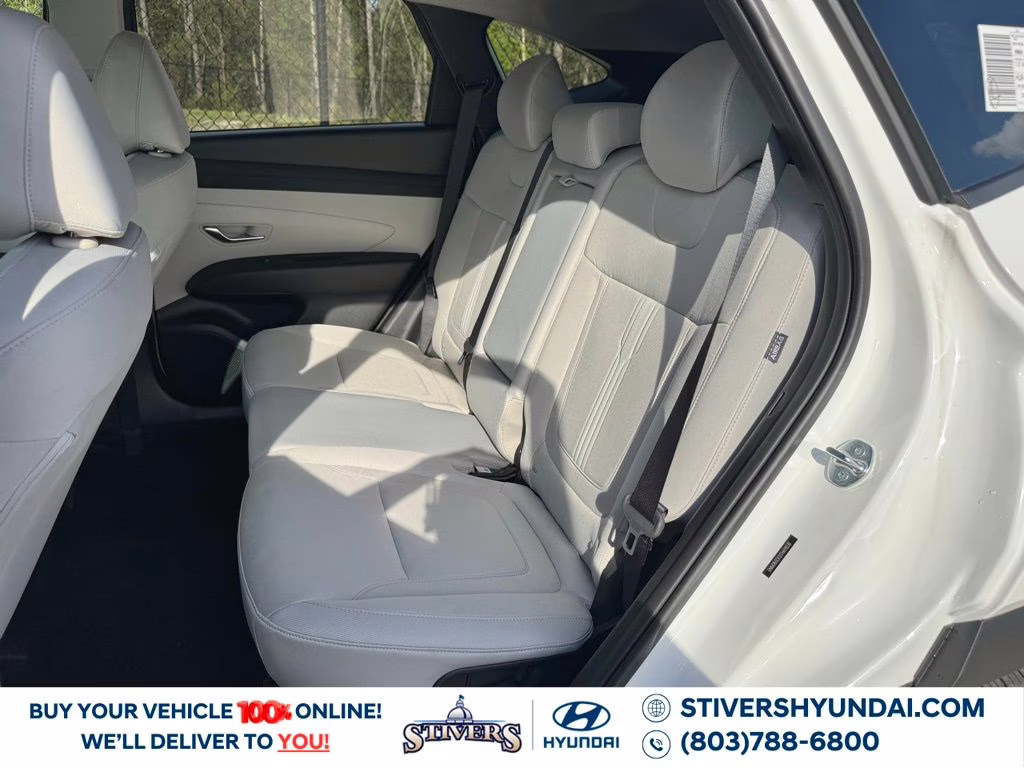 2026 White Pearl Hyundai Tucson SEL FWD SUV
