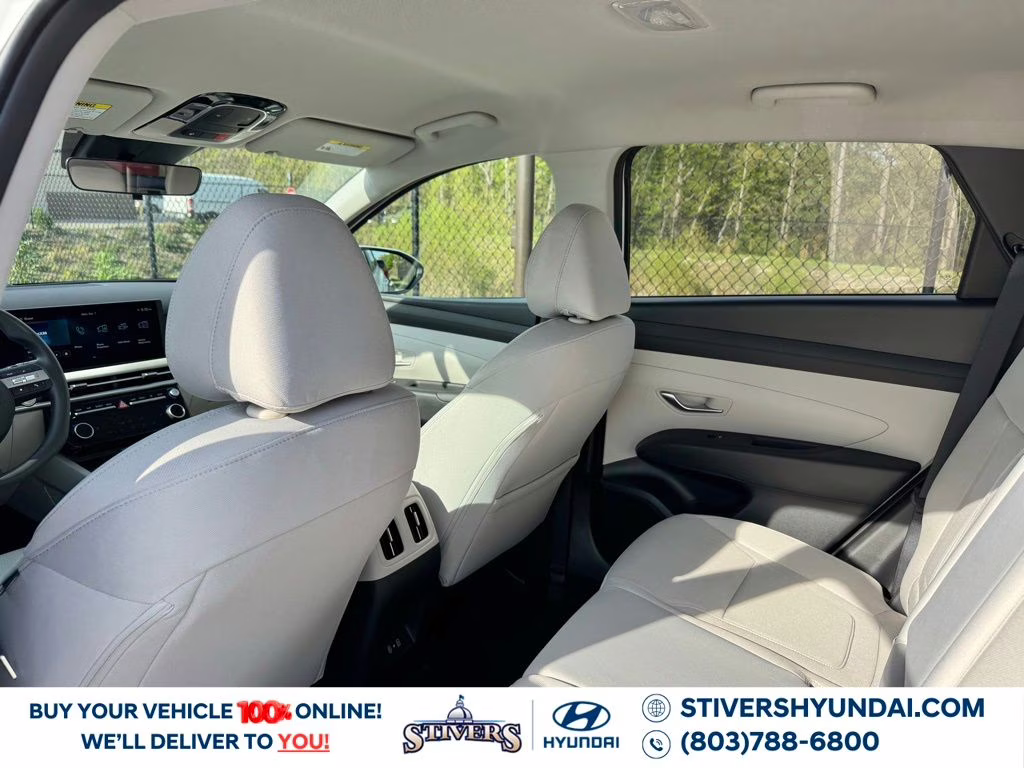 2026 White Pearl Hyundai Tucson SEL FWD SUV