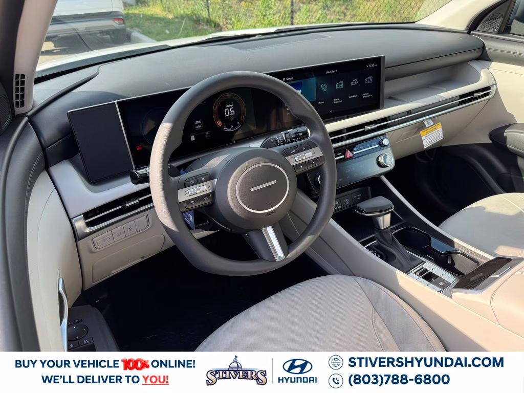 2026 White Pearl Hyundai Tucson SEL FWD SUV