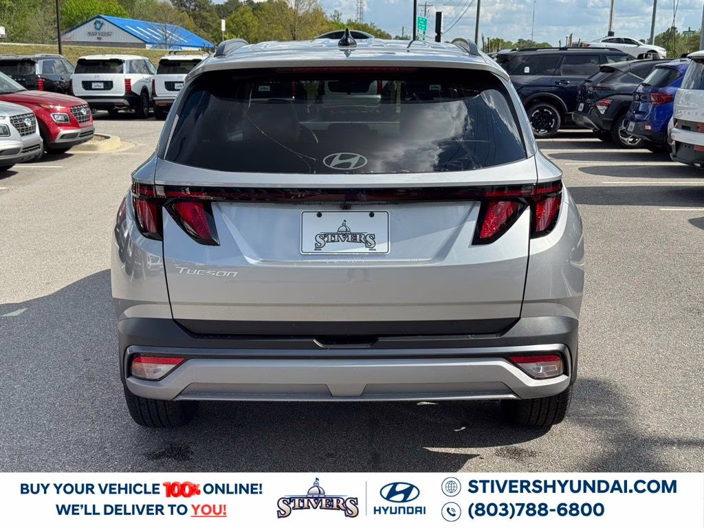 2026 Shimmering Silver Hyundai Tucson SEL FWD SUV