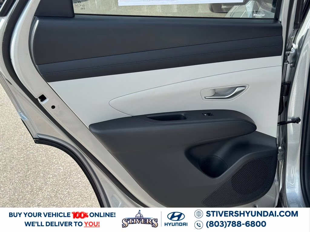 2026 Shimmering Silver Hyundai Tucson SEL FWD SUV