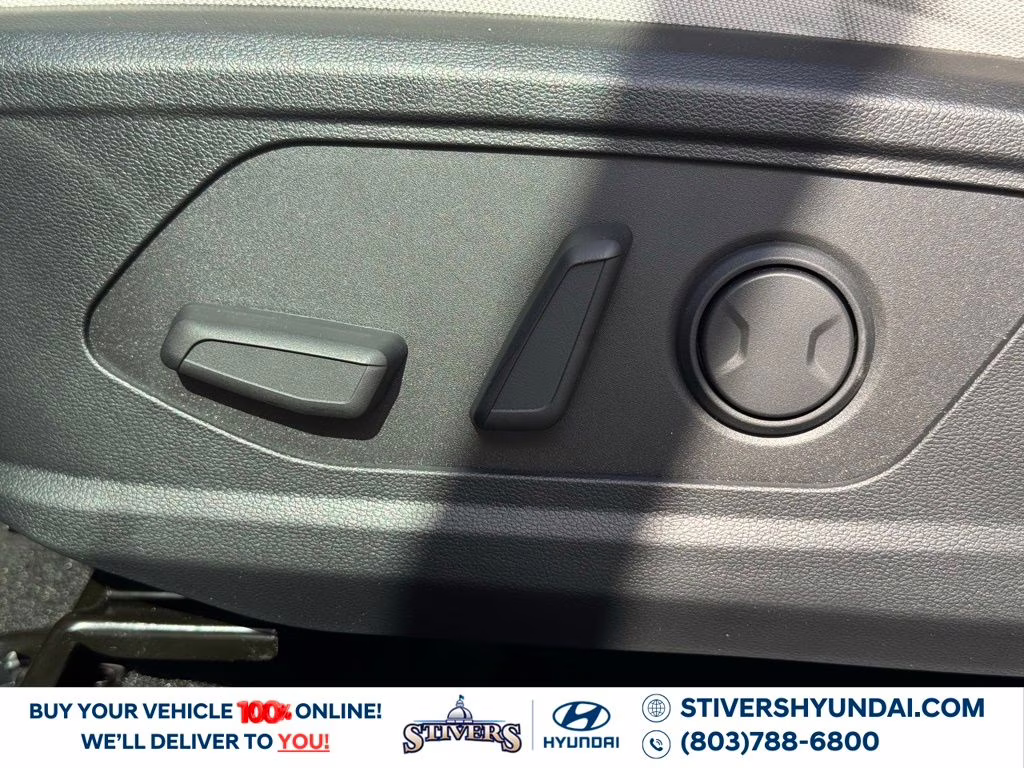 2026 Shimmering Silver Hyundai Tucson SEL FWD SUV