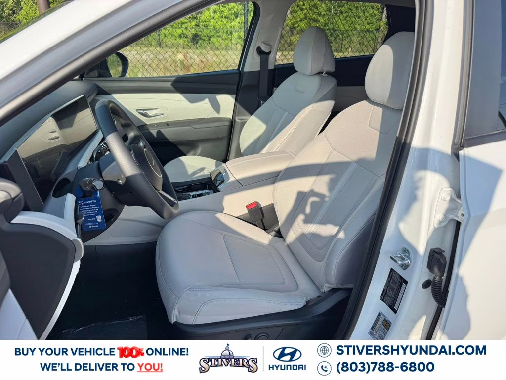 2026 White Pearl Hyundai Tucson SEL FWD SUV