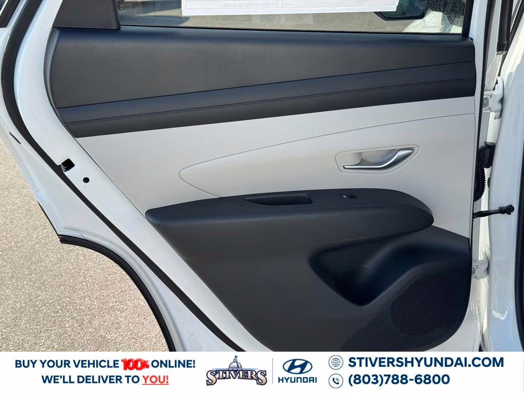 2026 White Pearl Hyundai Tucson SEL FWD SUV