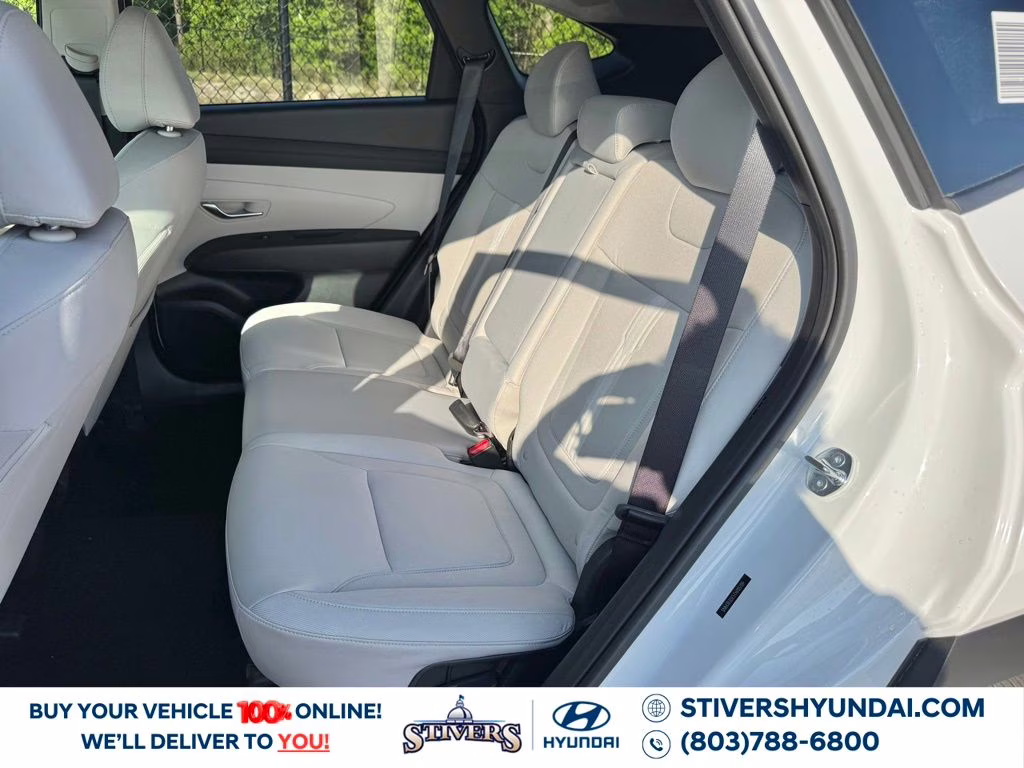 2026 White Pearl Hyundai Tucson SEL FWD SUV