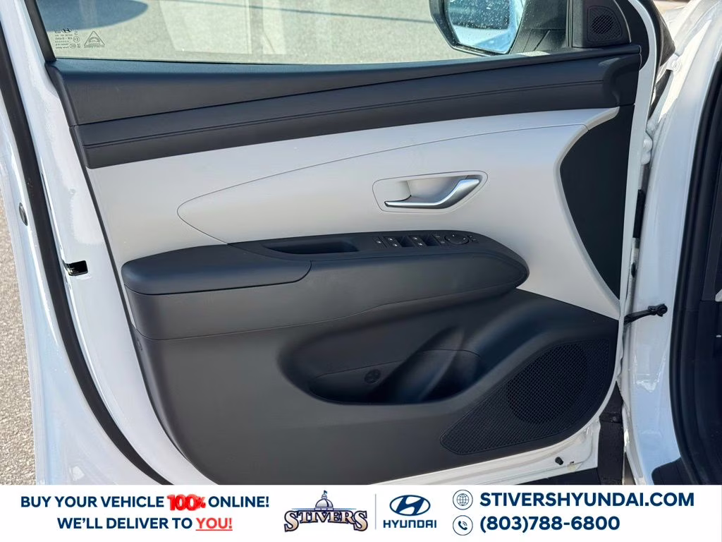 2026 White Pearl Hyundai Tucson SEL FWD SUV