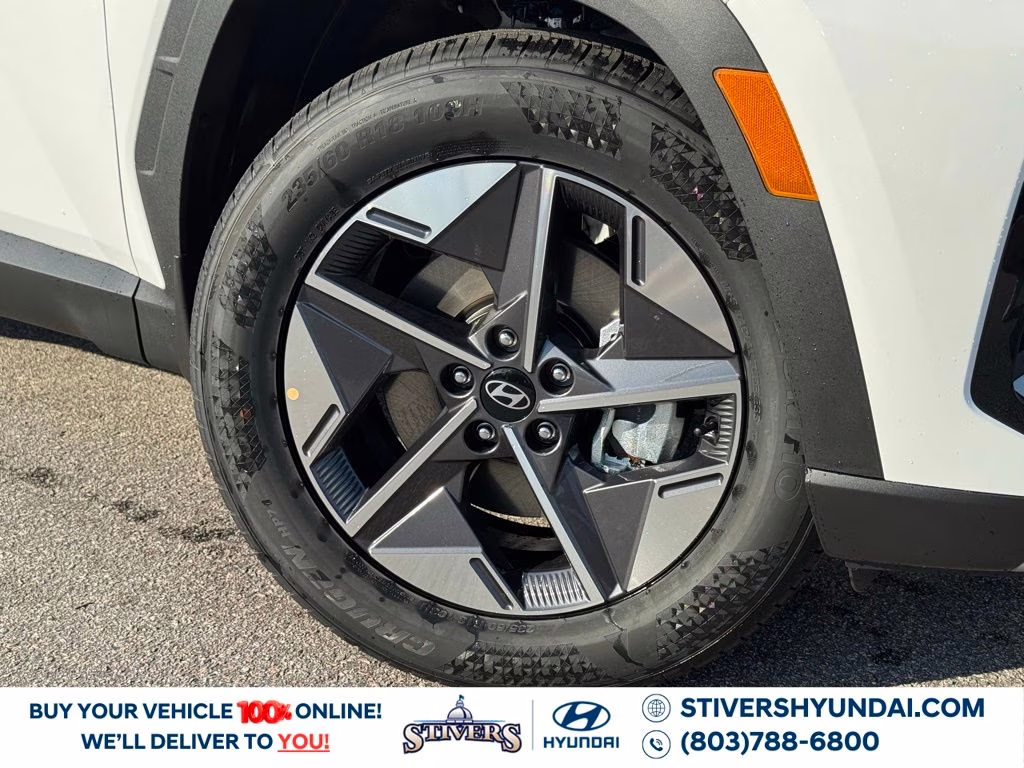 2026 White Pearl Hyundai Tucson SEL FWD SUV