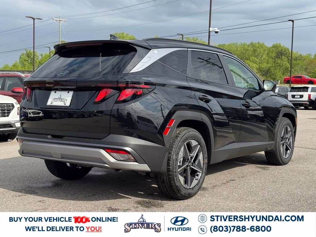 2026 Phantom Black Hyundai Tucson SEL FWD SUV