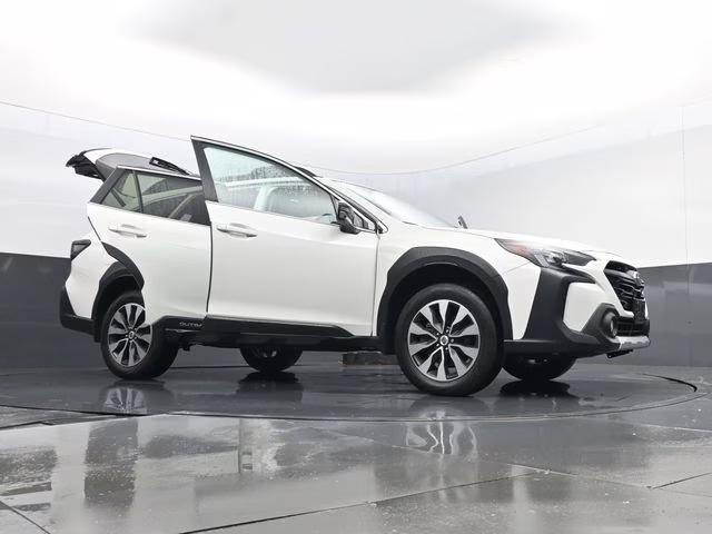 2024 Crystal White Pearl Subaru Outback Limited XT AWD SUV