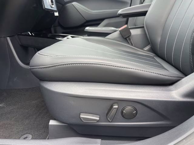 2026 Star White Metallic Tri-Coat Ford Mustang Mach-E Select RWD SUV