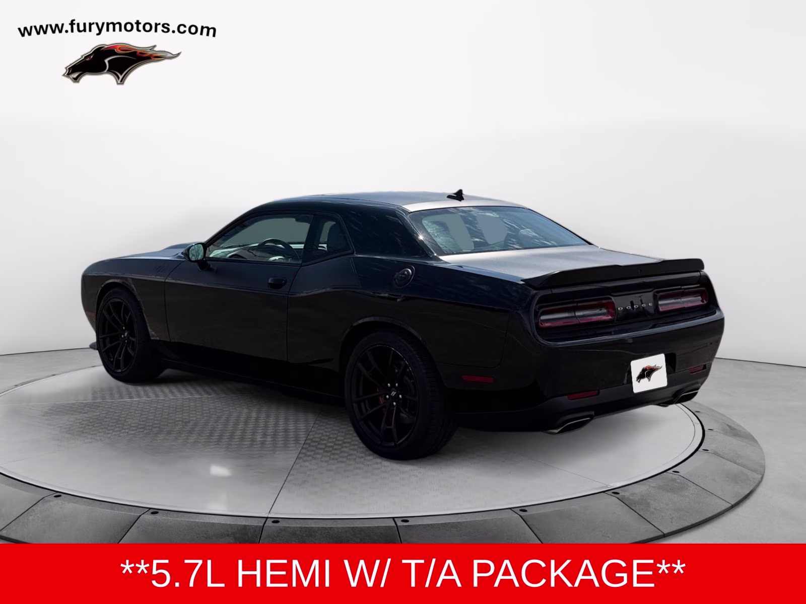 2022 Pitch Black Clearcoat Dodge Challenger R/T RWD Coupe
