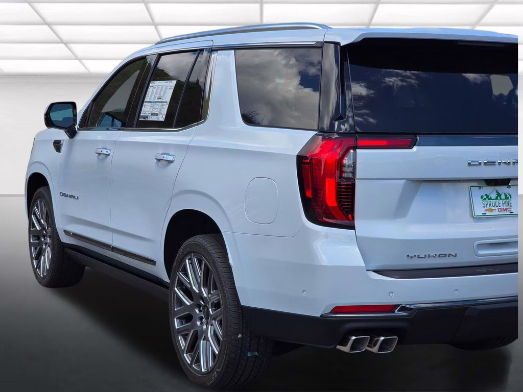 2026 Glacier White Tricoat GMC Yukon Denali Ultimate 4X4 SUV