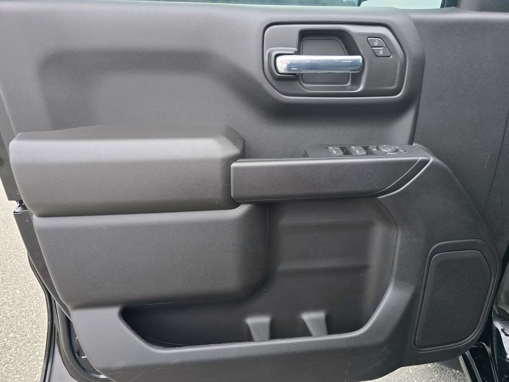 2025 Onyx Black GMC Sierra 1500 Pro 4X4 Truck