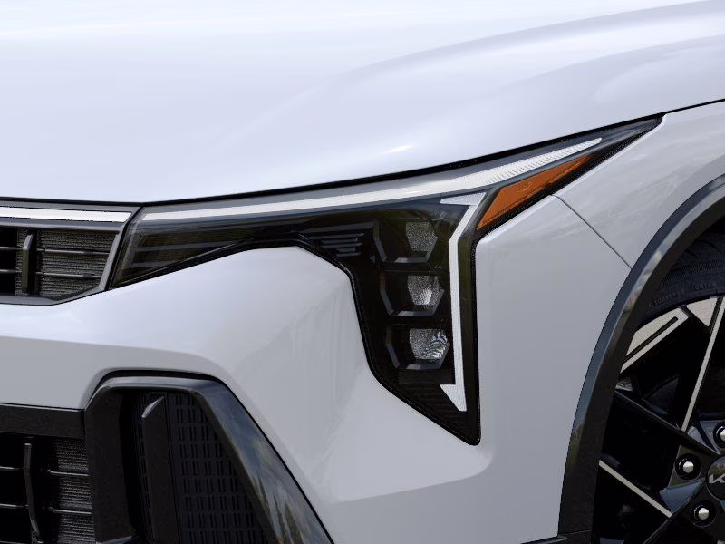 2026 Snow White Pearl Kia K4 GT-Line FWD Sedan