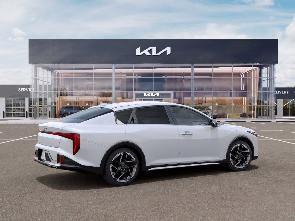 2026 Snow White Pearl Kia K4 GT-Line FWD Sedan
