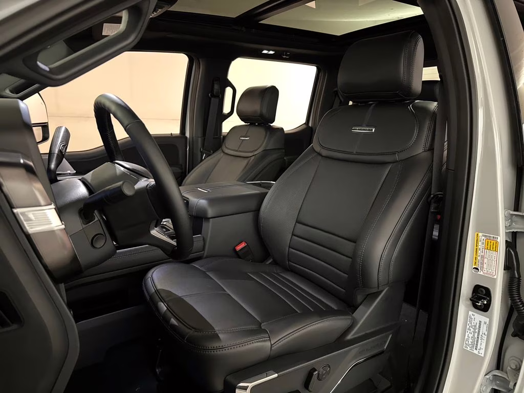 2026 Avalanche Ford Super Duty F-350 SRW Platinum 4X4 Truck