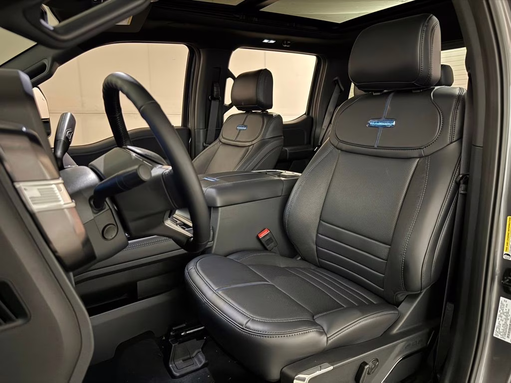 2026 Carbonized Gray Metallic Ford Super Duty F-350 SRW Platinum 4X4 Truck