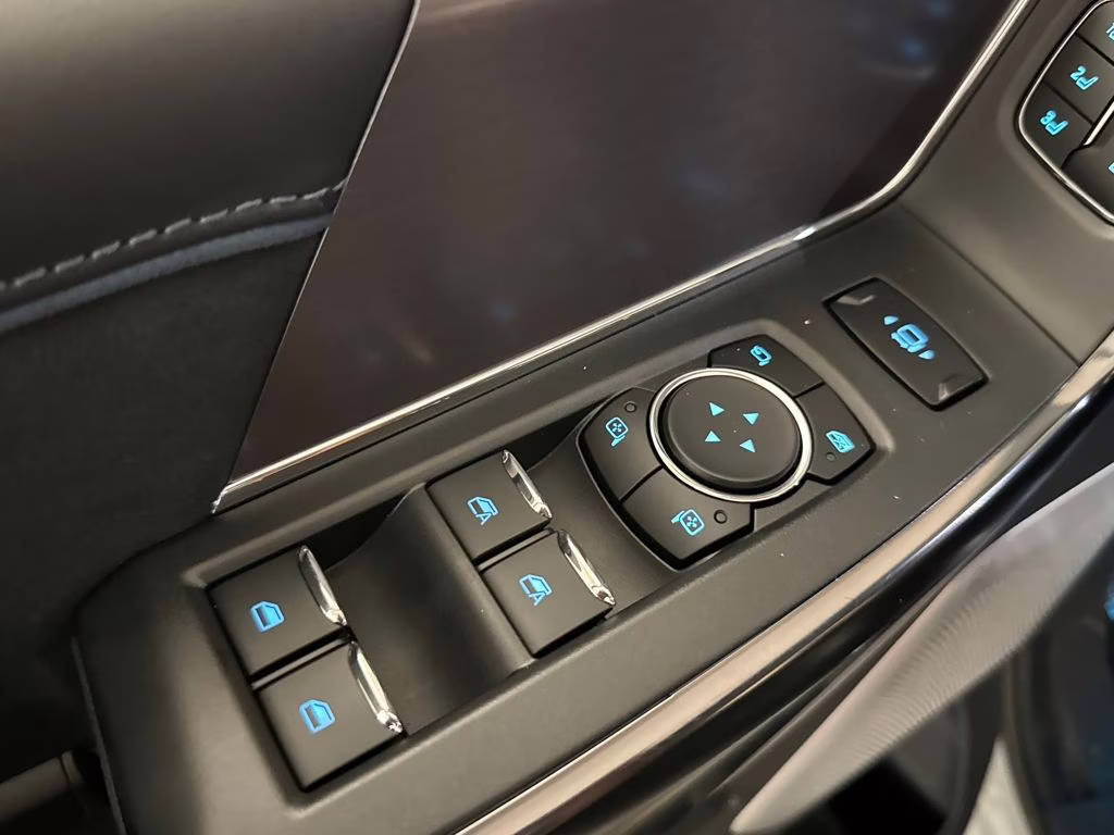 2026 Avalanche Ford Super Duty F-350 SRW Platinum 4X4 Truck