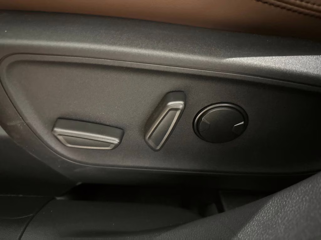 2026 Orange Fury Metallic Tri-Coat Ford Bronco Sport Outer Banks 4X4 SUV