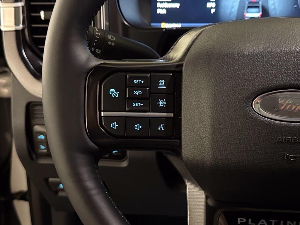 2026 Avalanche Ford Super Duty F-350 SRW Platinum 4X4 Truck