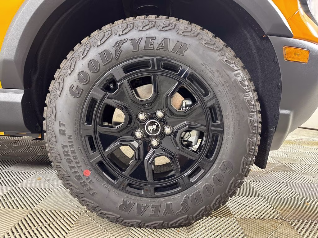 2026 Orange Fury Metallic Tri-Coat Ford Bronco Sport Outer Banks 4X4 SUV