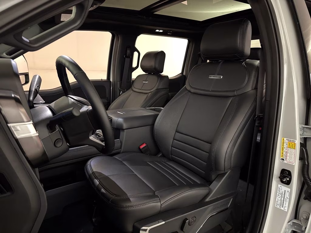 2026 Avalanche Ford Super Duty F-350 SRW Platinum 4X4 Truck