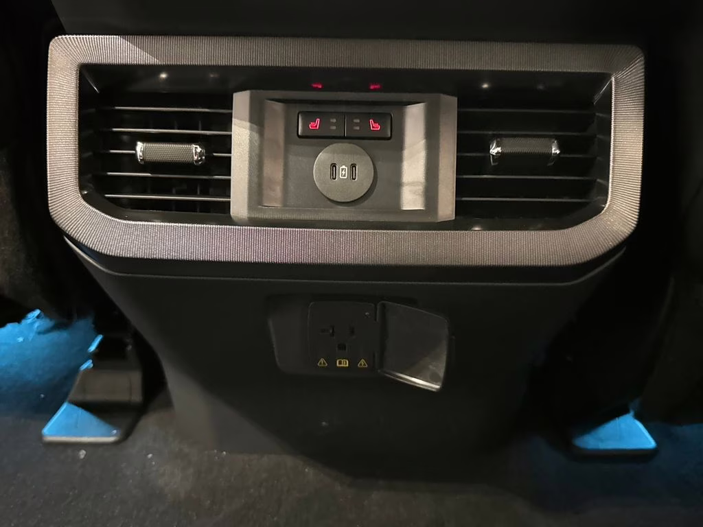 2026 Avalanche Ford Super Duty F-350 SRW Platinum 4X4 Truck