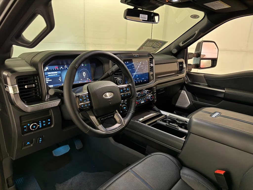 2026 Carbonized Gray Metallic Ford Super Duty F-350 SRW Platinum 4X4 Truck