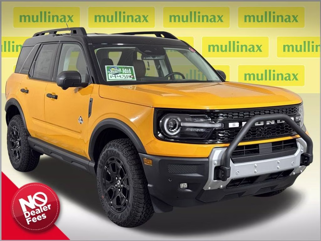 2026 Orange Fury Metallic Tri-Coat Ford Bronco Sport Outer Banks 4X4 SUV