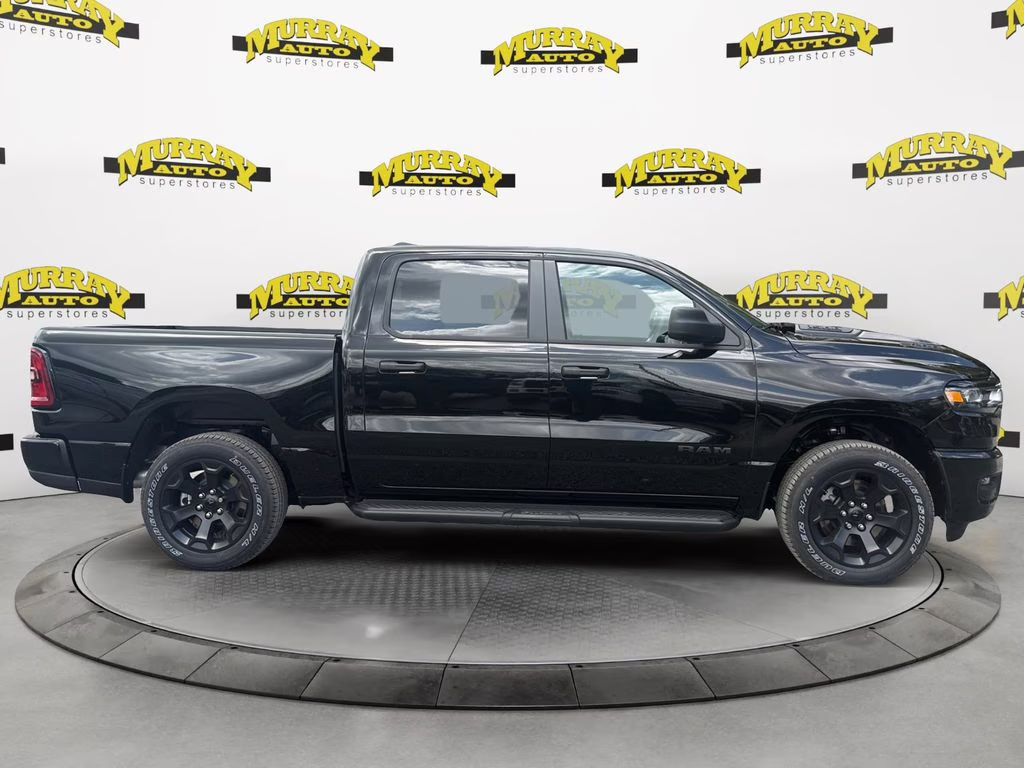 2026 Diamond Black Crystal Pearlcoat Ram 1500 Express 4X4 Truck
