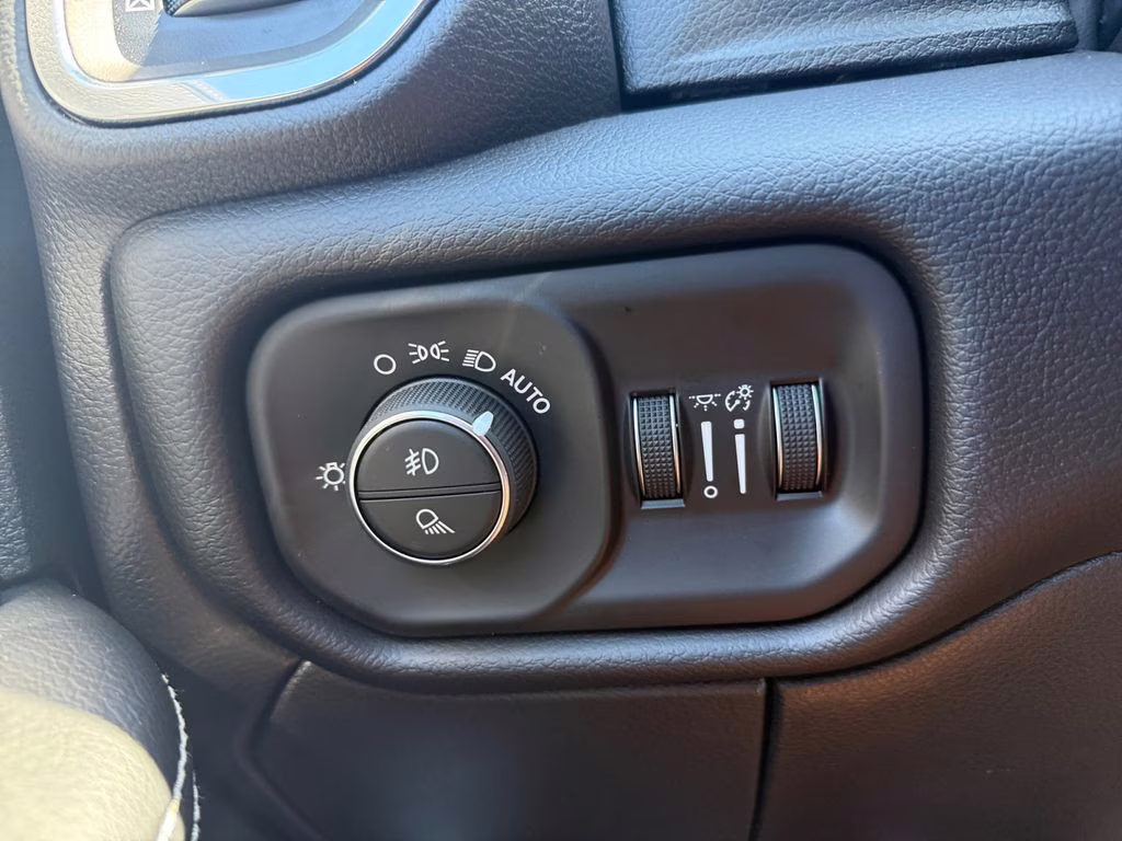 2026 Ceramic Gray Clearcoat Ram 2500 Laramie 4X4 Truck