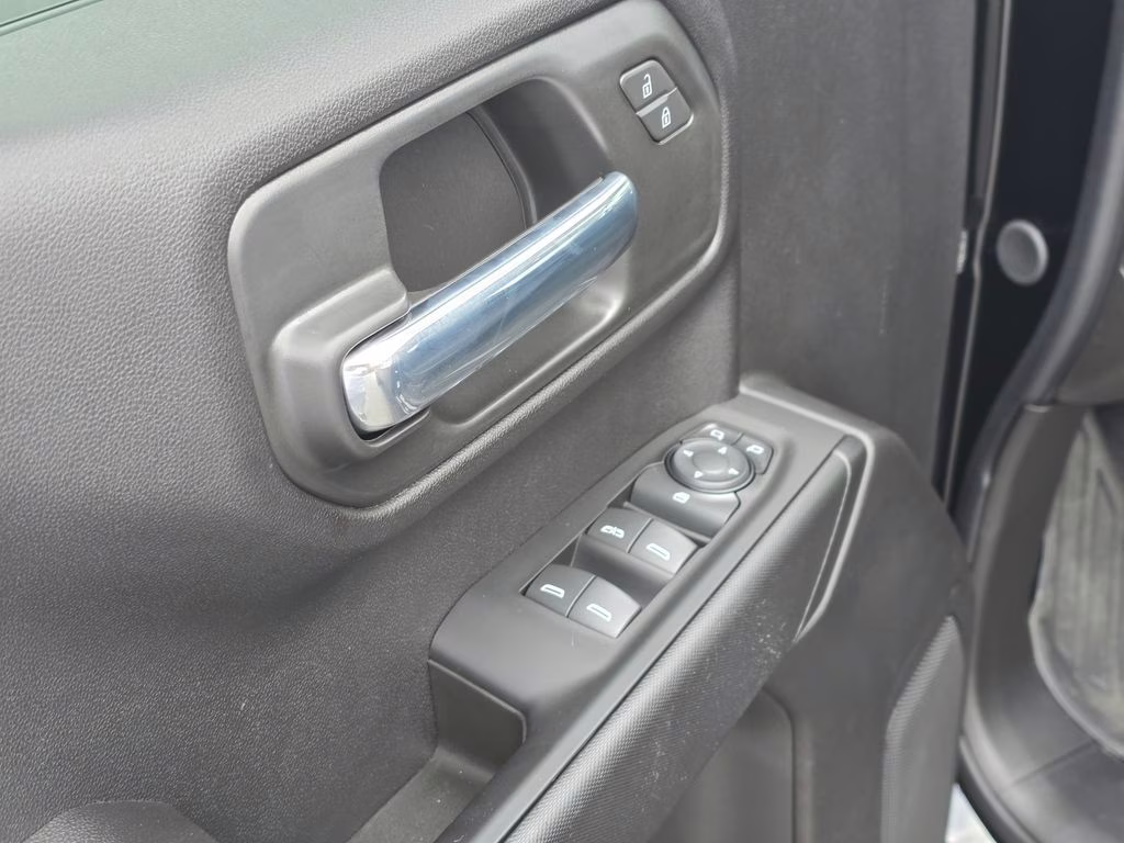 2025 Onyx Black GMC Sierra 1500 Pro 4X4 Truck