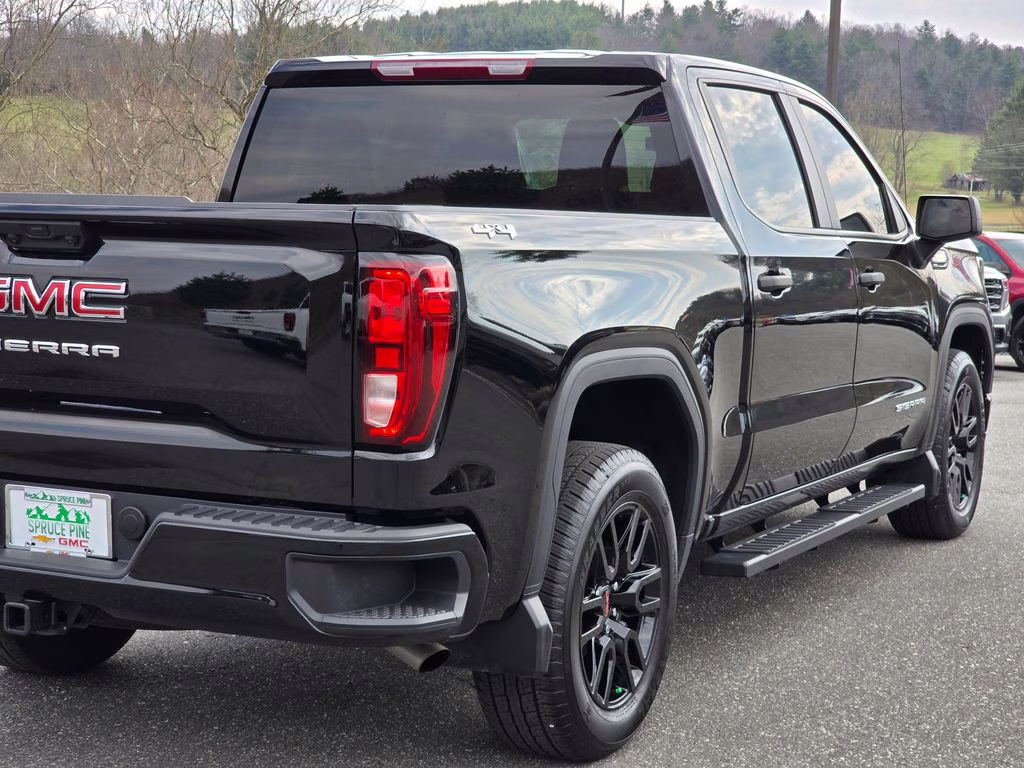 2025 Onyx Black GMC Sierra 1500 Pro 4X4 Truck