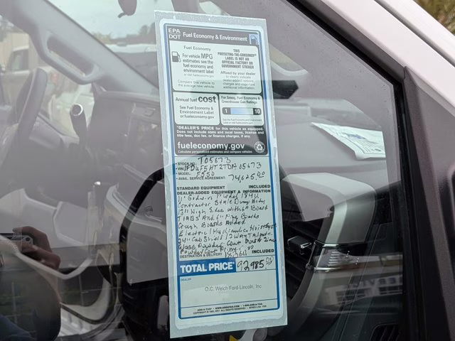 2026 Oxford White Ford Super Duty F-550 DRW XL 4X4 Truck