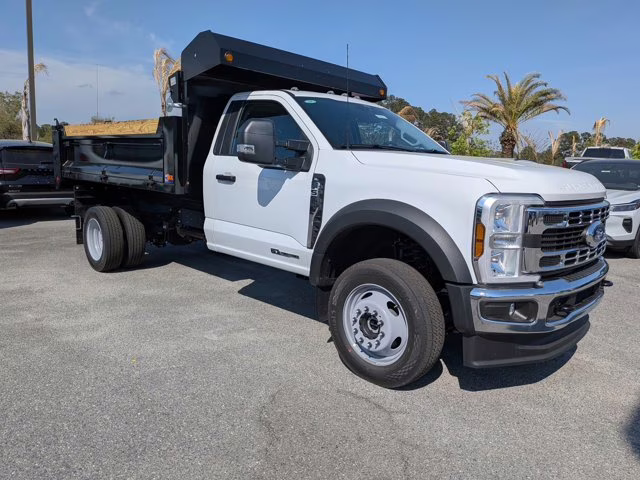 2026 Oxford White Ford Super Duty F-550 DRW XL 4X4 Truck