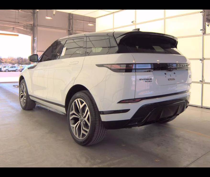 2020 Yulong White Metallic Land Rover Range Rover Evoque R-Dynamic HSE AWD SUV