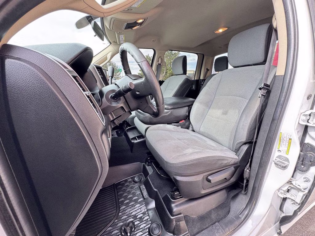 2020 Bright White Clearcoat Ram 2500 Big Horn 4X4 Truck