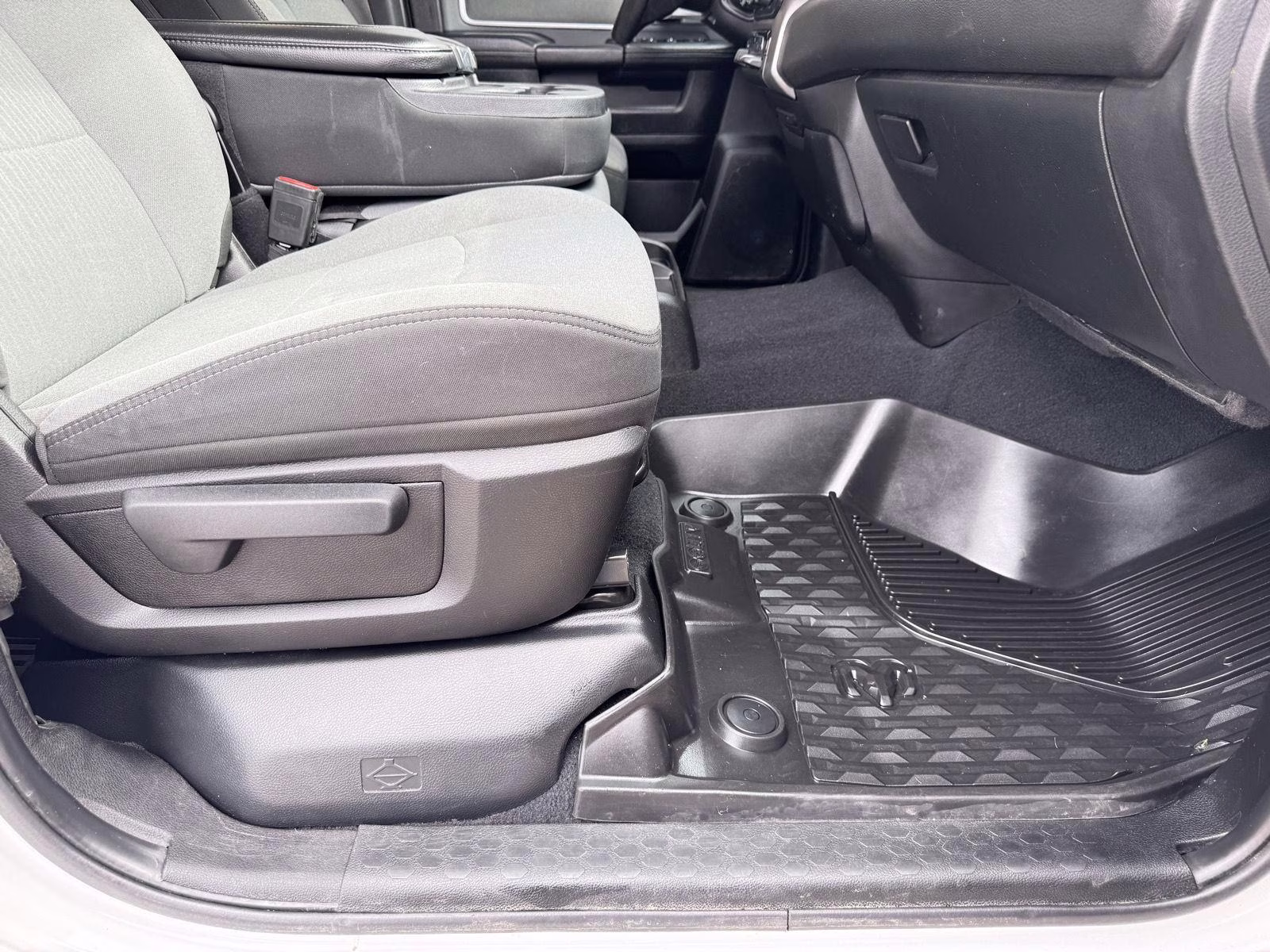 2020 Bright White Clearcoat Ram 2500 Big Horn 4X4 Truck